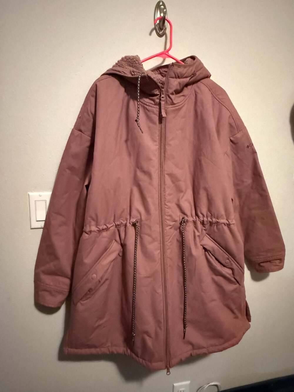 Columbia Women's Crystal Crest Quilted Jacket in Beetroot